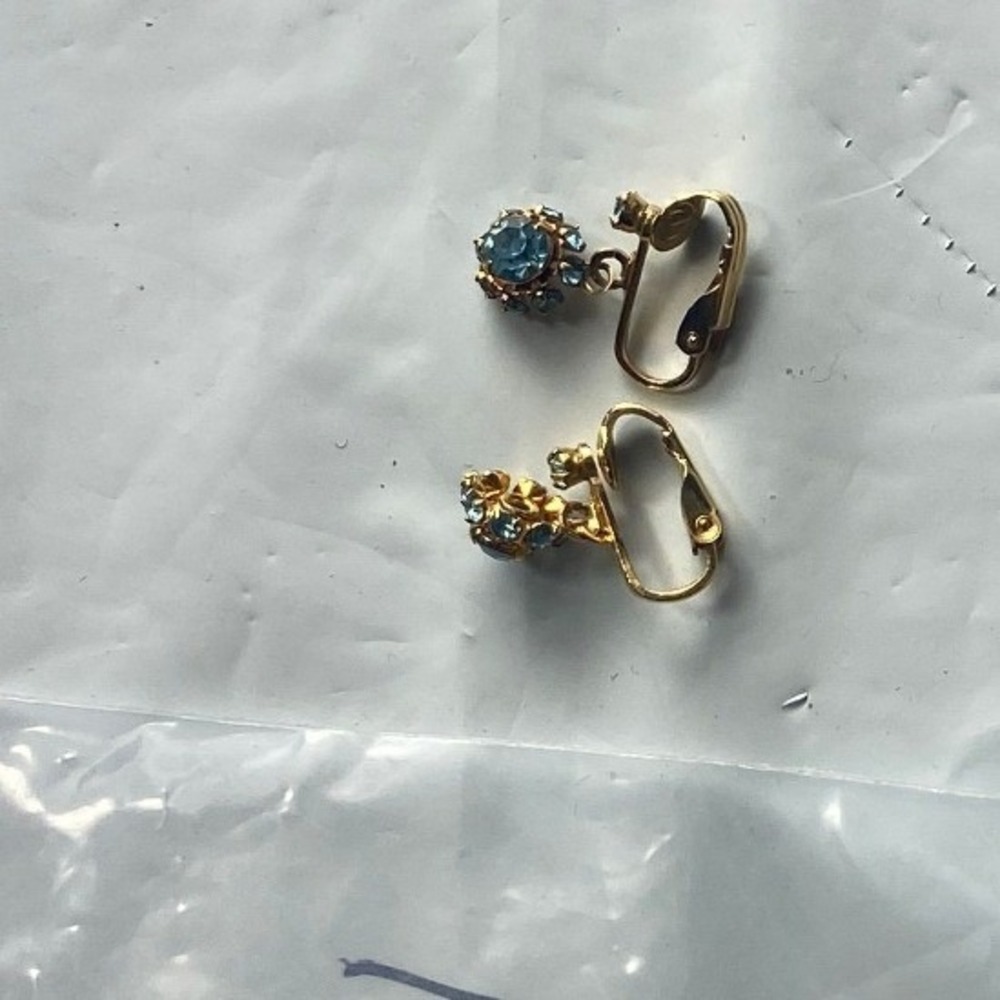 Gold Tone Clip‎ On Earrings Blue & Yellow Gemstones Dangle